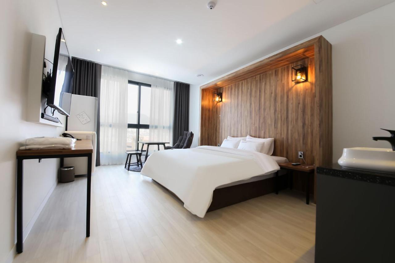 Hotel Raum Сунчхон Екстериор снимка