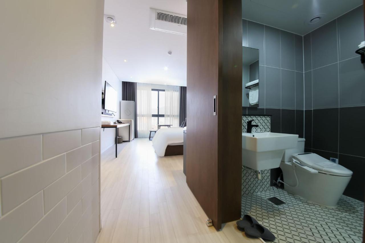 Hotel Raum Сунчхон Екстериор снимка